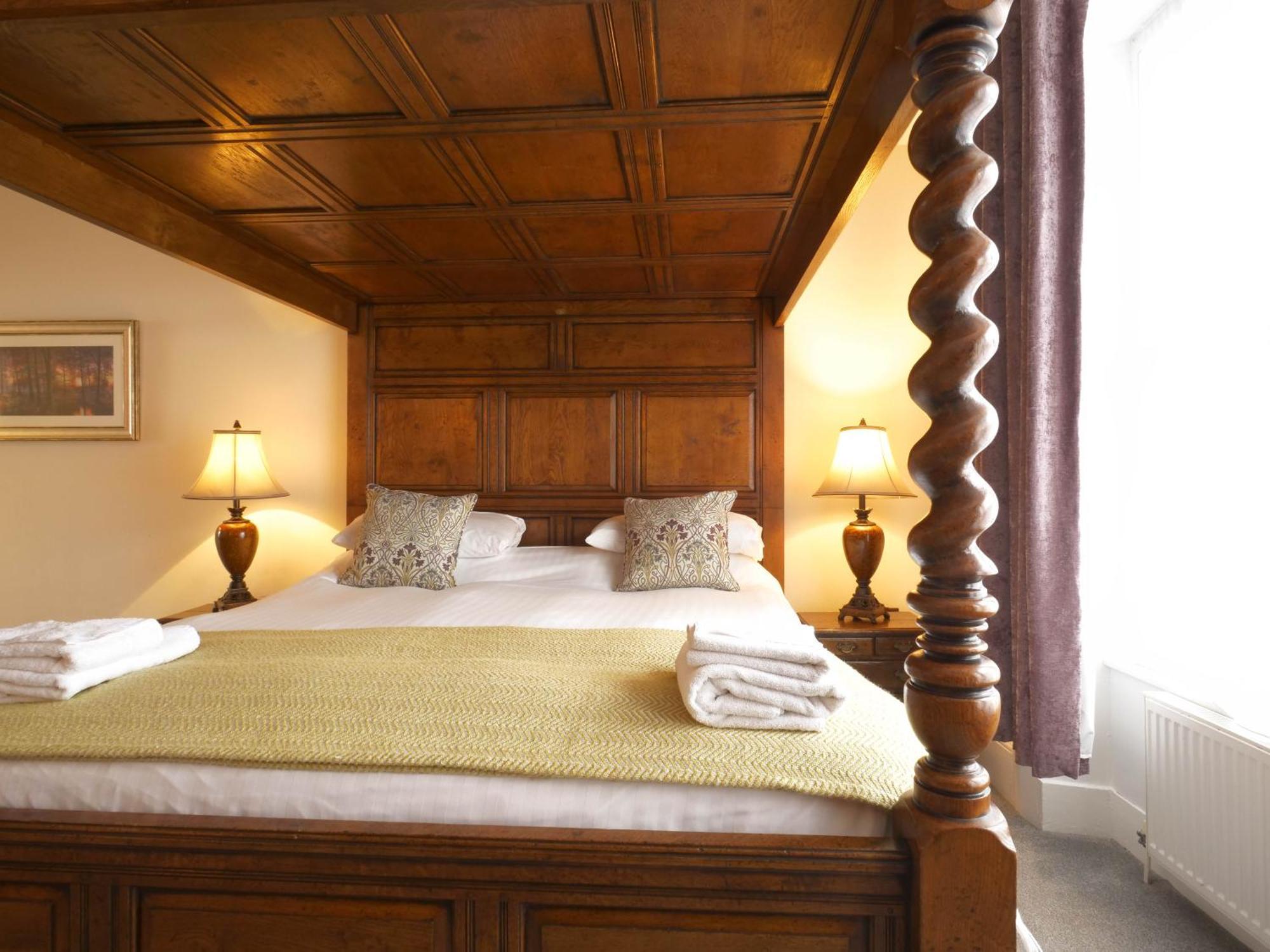 Hotel The Black Boy 4*