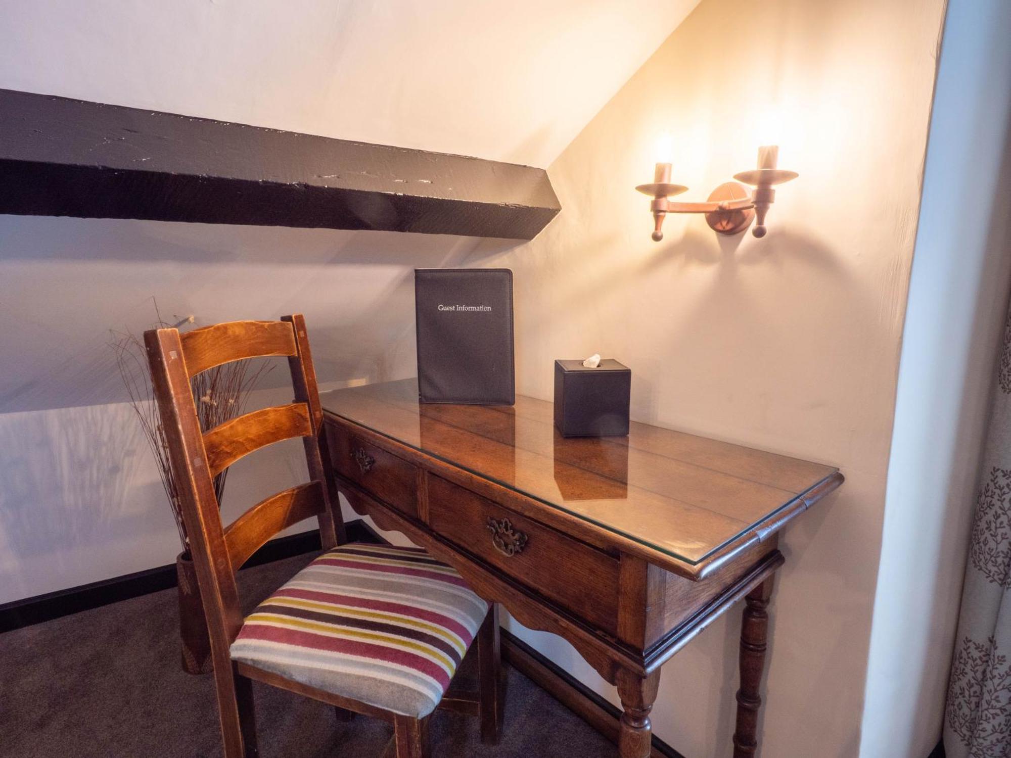 The Black Boy Hotel 4*