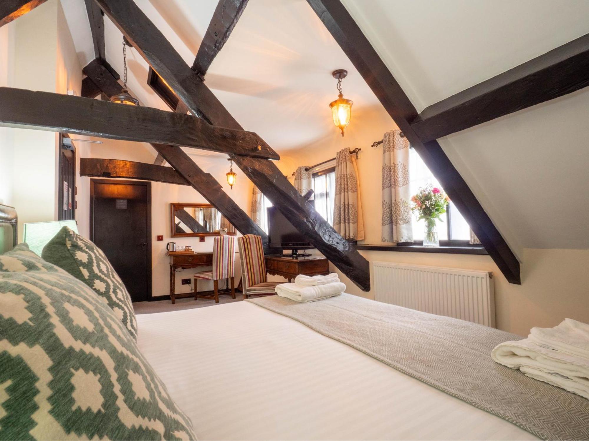 Hotel The Black Boy 4*