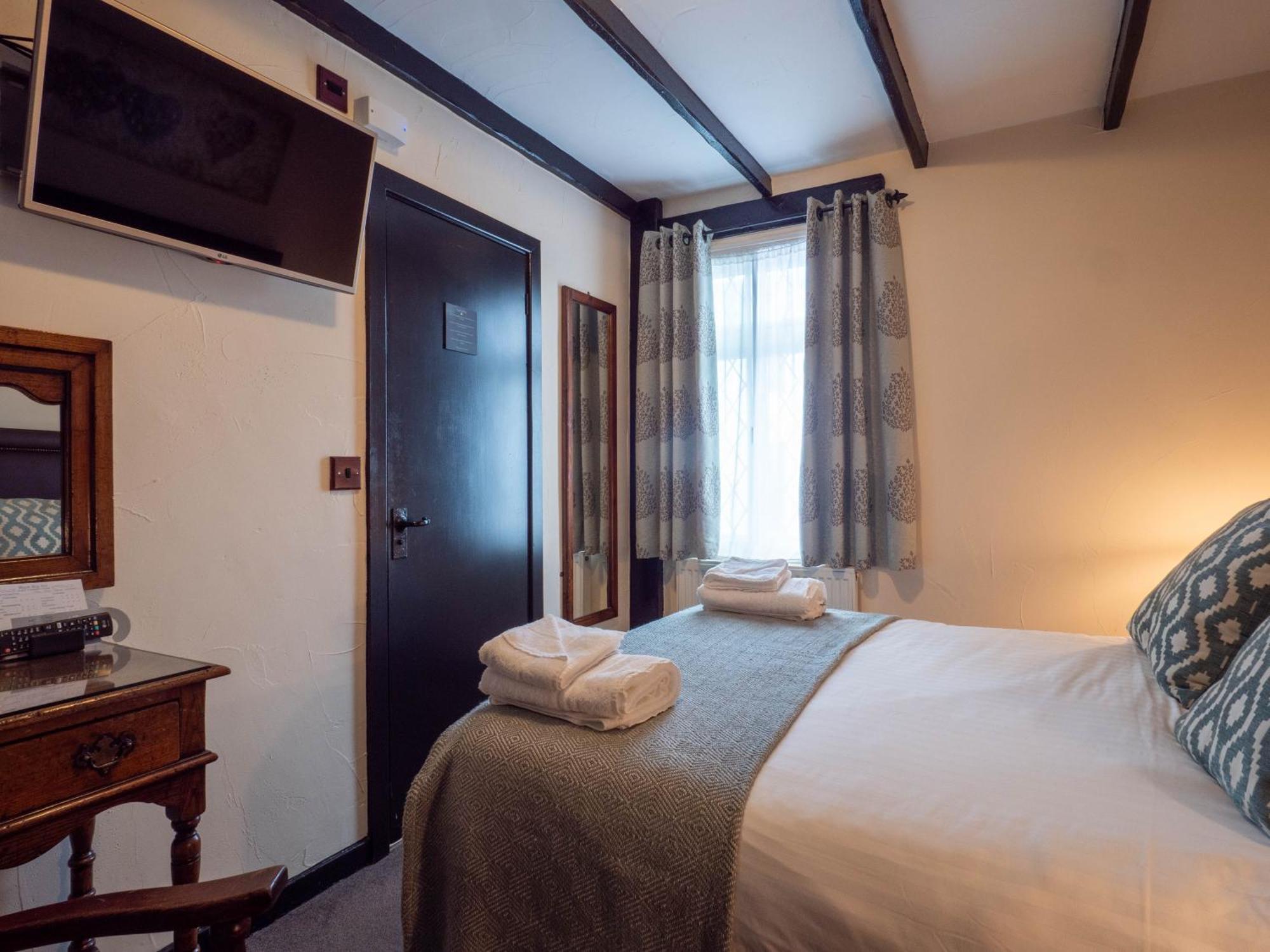 The Black Boy Hotel 4*