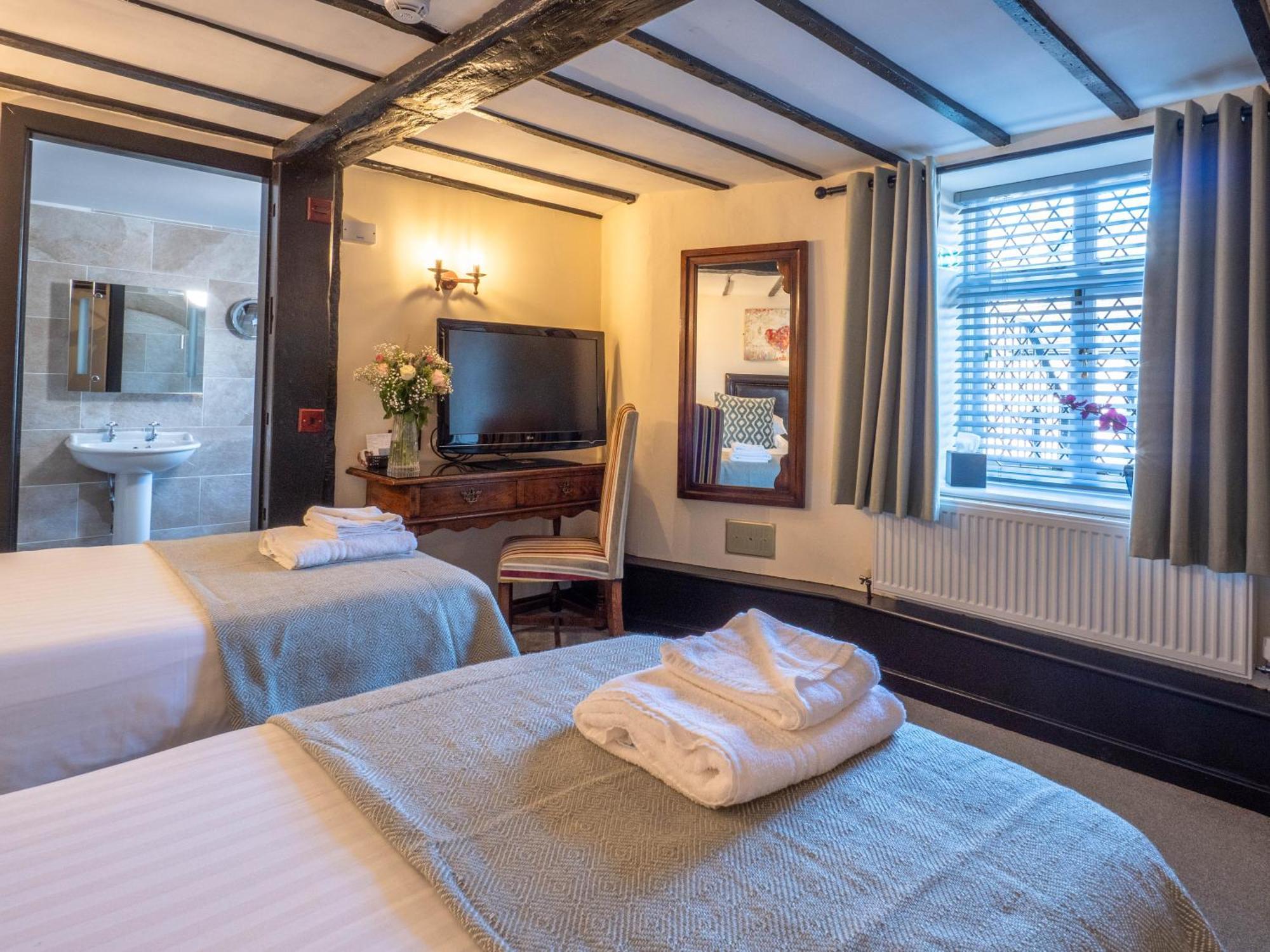 The Black Boy 4* Caernarfon